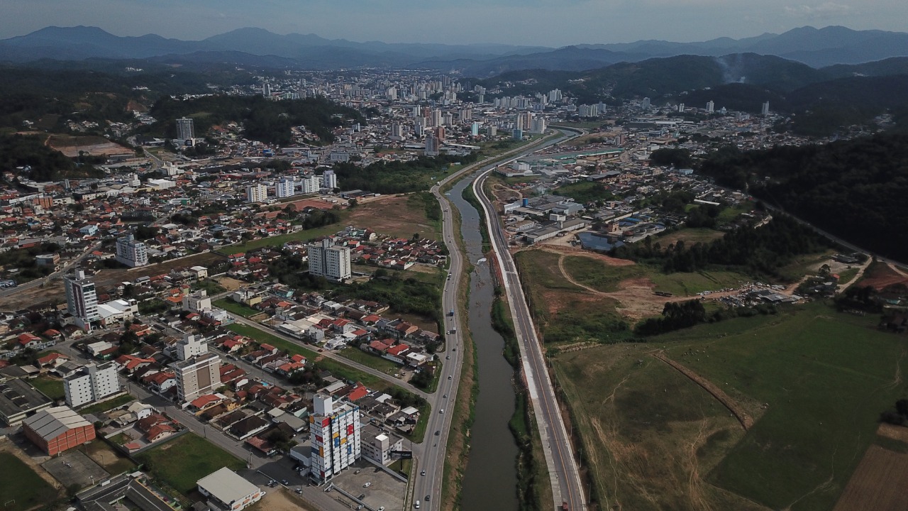Avenida Governador Luiz Henrique da Silveira traz mais mobilidade aos brusquenses