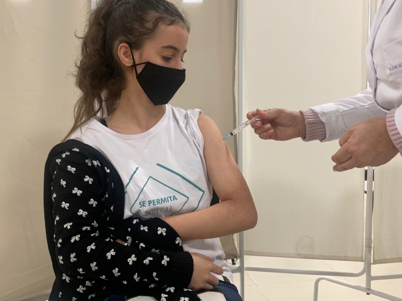 Covid-19: Brusque amplia público nas salas de vacinação da Uniasselvi