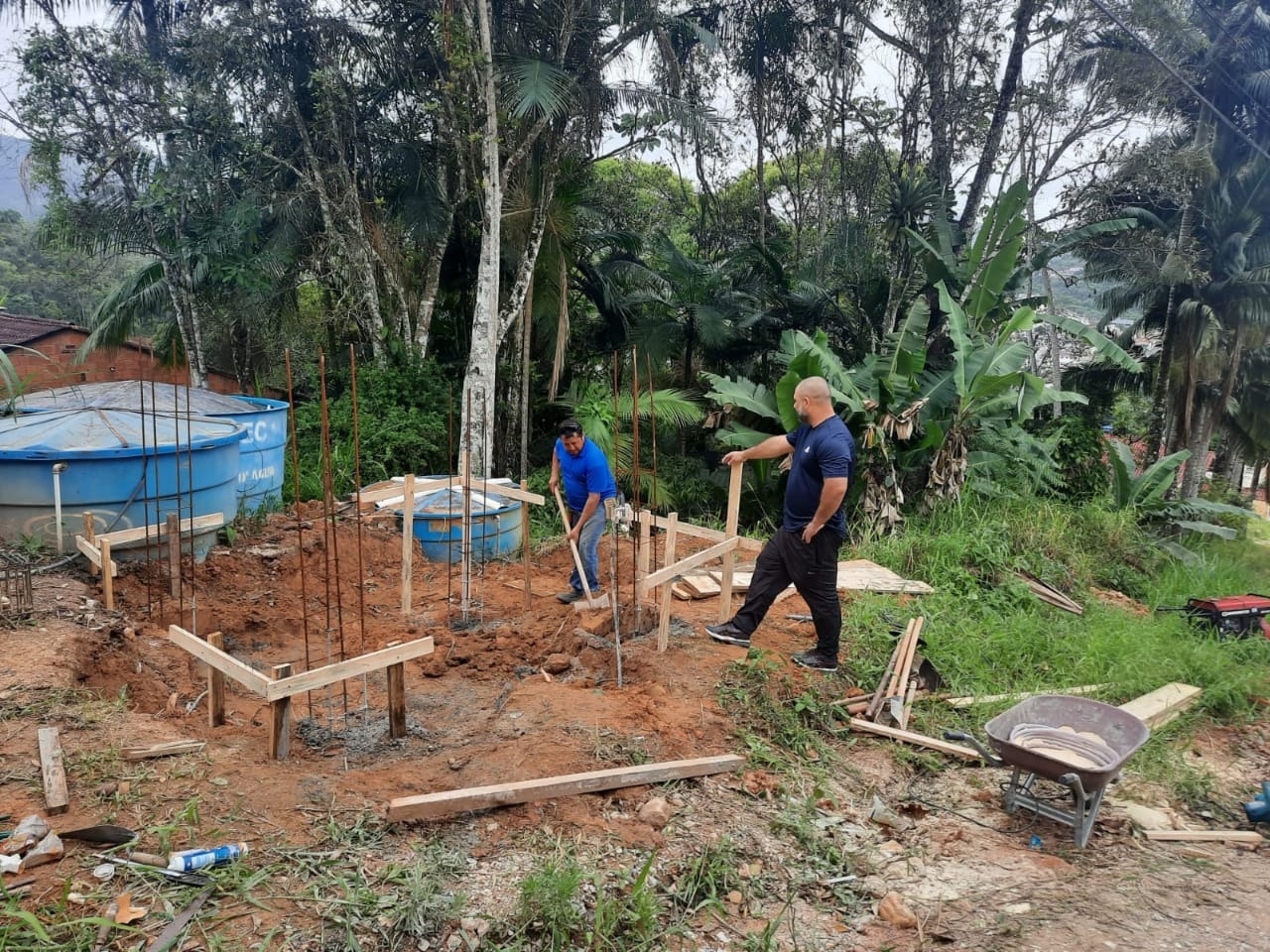 Samae Brusque inicia construção de casa de bombas na AC 020