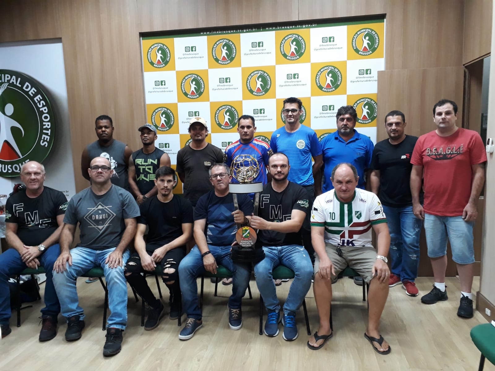 Campeonato municipal de futebol a será Taça Vidraçaria Azaléia de Futebol Amador