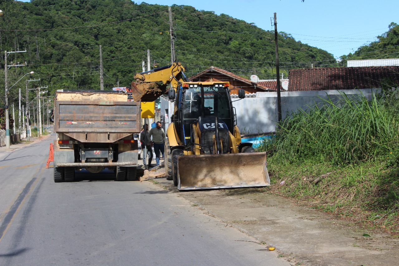Samae inicia obra para solucionar problema histórico no Volta Grande