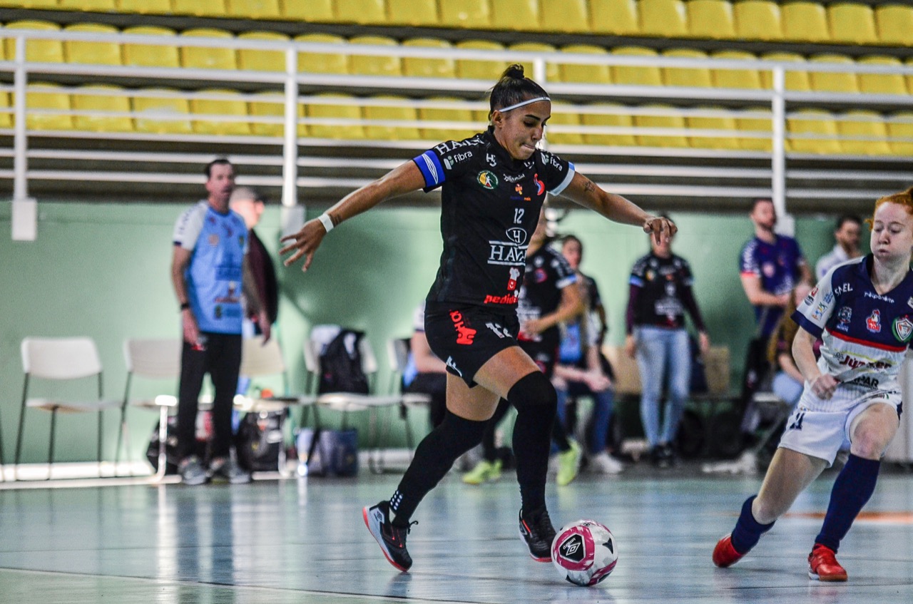 Apesar da entrega, Barateiro Havan Futsal perde para Cianorte na Arena
