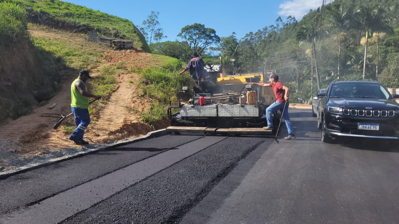 Obras na rua Batista Silva no Ribeirão do Mafra são finalizadas