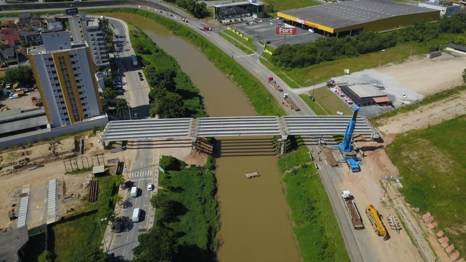 Nova ponte da Beira Rio: Etapa de içamento de vigas está quase finalizada