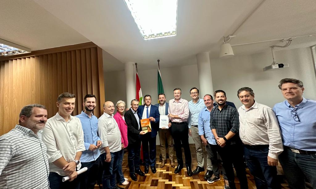 Ari Vequi reforça pedido de continuidade na revitalização da Antônio Heil